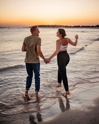 Jessi und Markus am Meer.