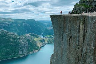 Der Preikestolen über dem Lysefjord.